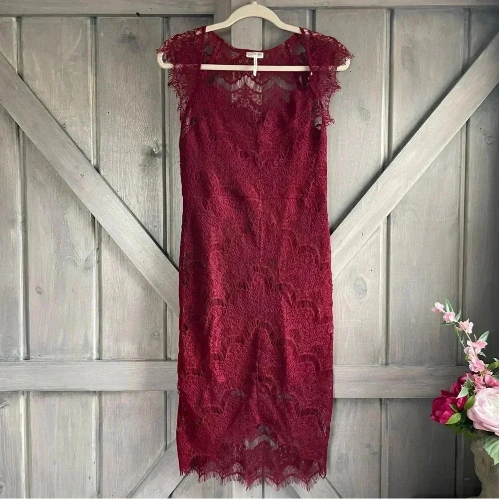 Intimately Free People Peek-A-Boo Lace Slip Dress Size Small Red Burgundy‎ Wine